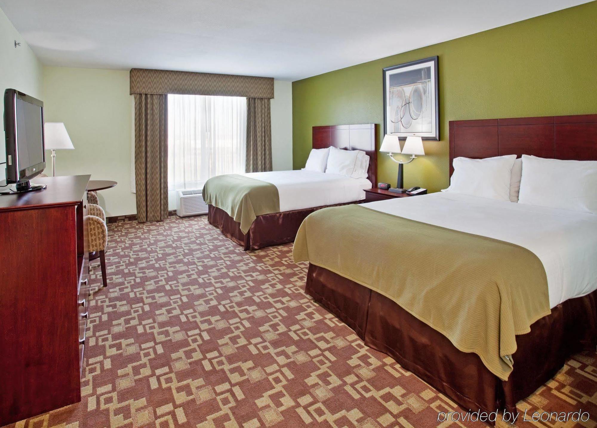 Holiday Inn Express Hotel & Suites St. Charles By Ihg Saint Charles Quarto foto